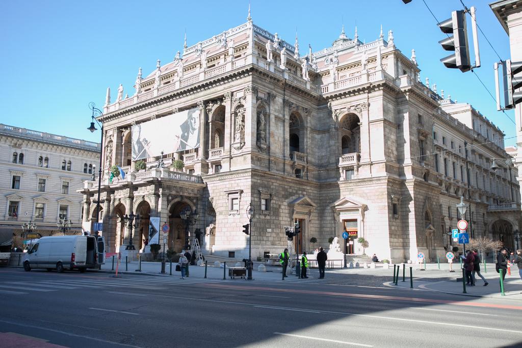 Agorà * Budapest