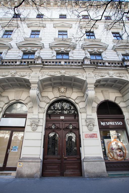 Apartament Agora