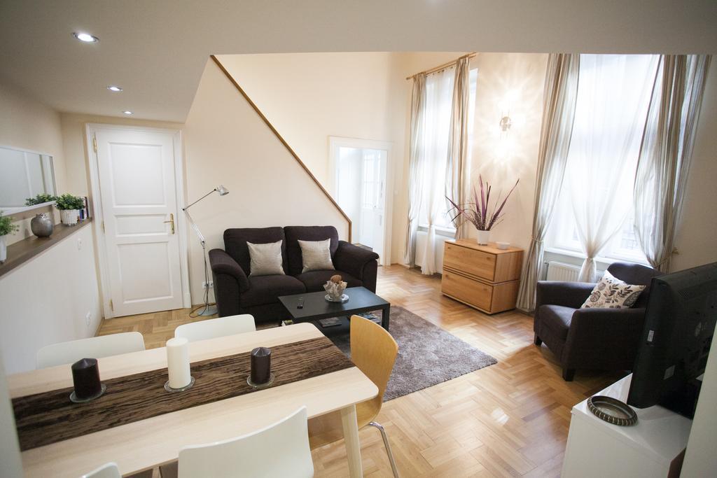 Apartament Agora